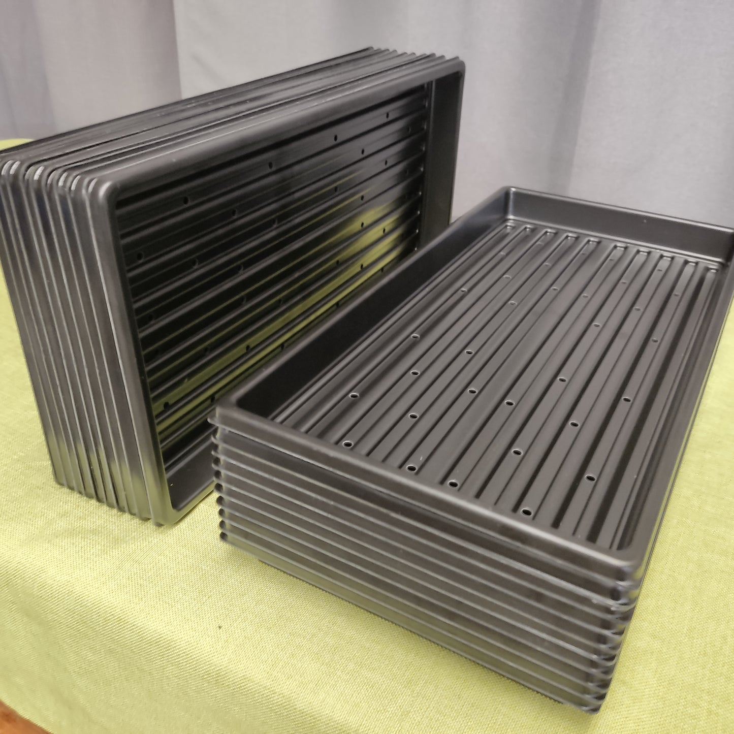 1020 Shallow Trays | 1, 5, 10 or 20 Pieces | with holes or without holes